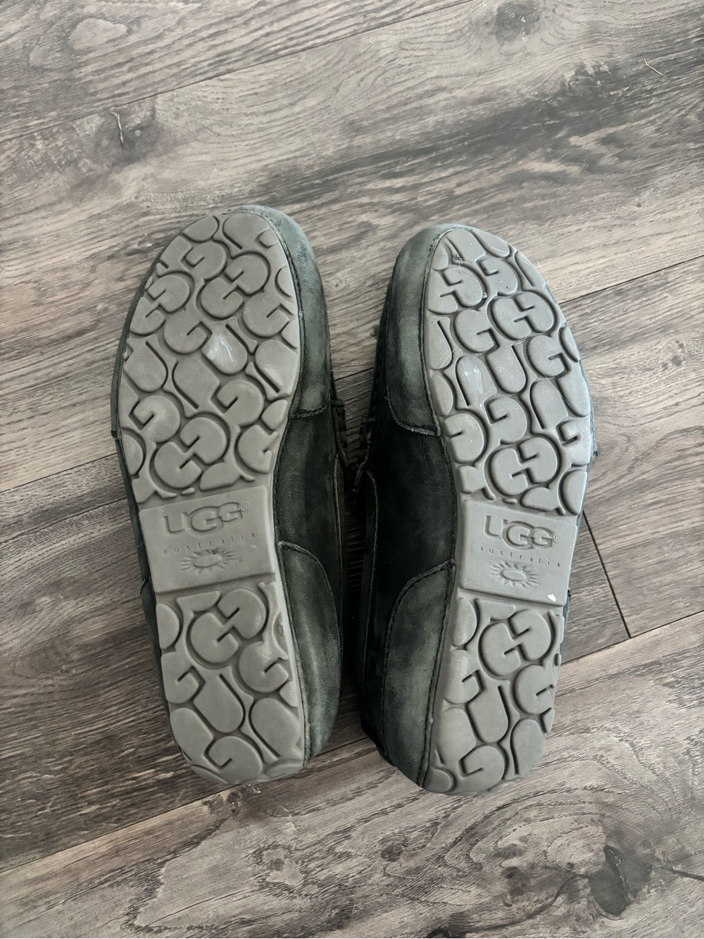Ugg slippers - Picture 5 of 6